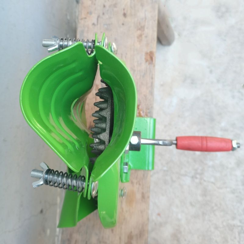 Hand Crank Corn Thresher Mini  - Farming Tools For Agriculture ulasan dan harga